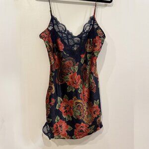 Vintage 80s Victoria's Secret Gold Label Navy & Red Floral Paisley Slip Nightie